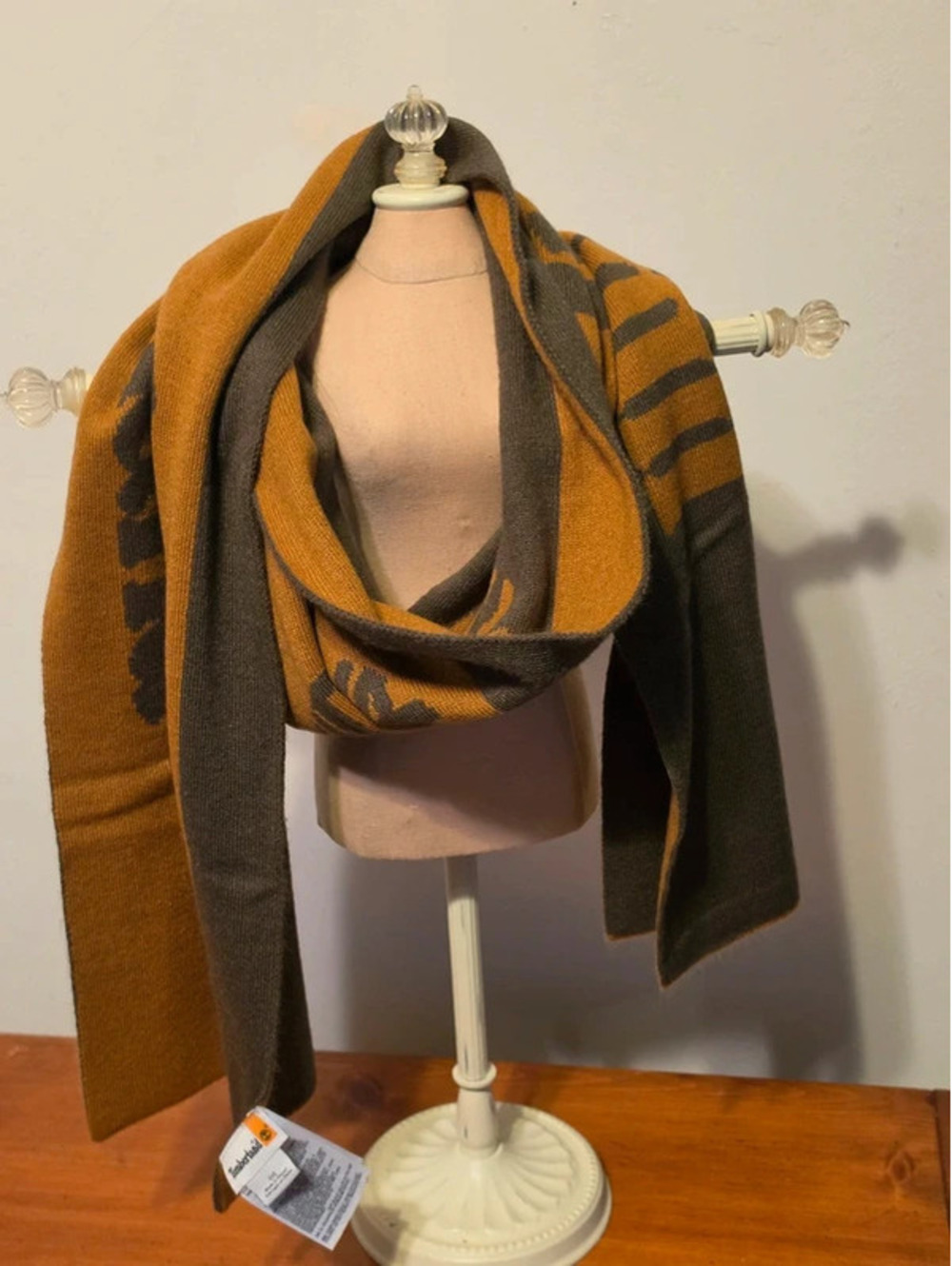 Timberland Scarf - Picture 2 of 6